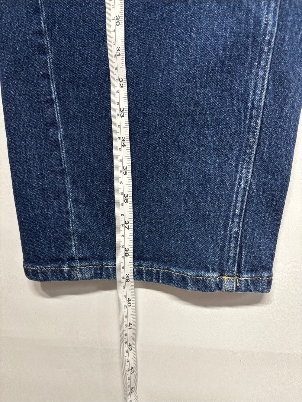 ✨SPANX Women’s Barrel Leg Jeans Size L/G R - Picture 13 of 16